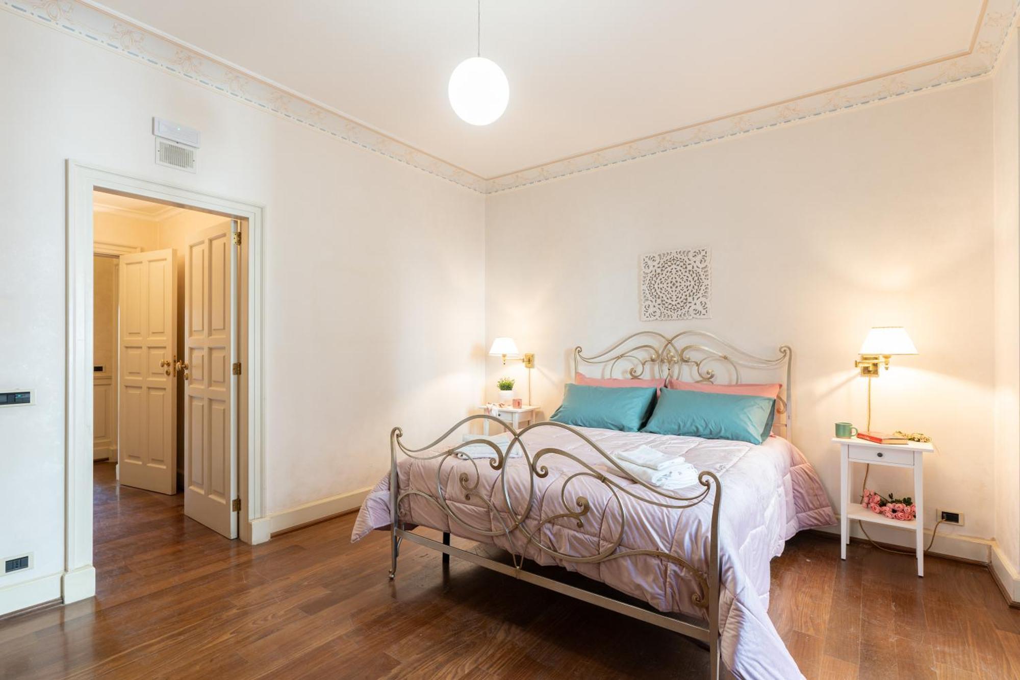 B&B Frida Suite Home Trani Eksteriør billede